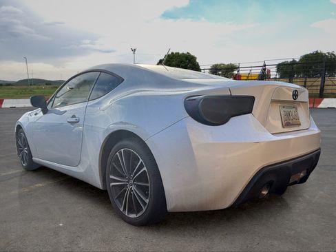 Used 2013 Scion FR-S RWD image 4