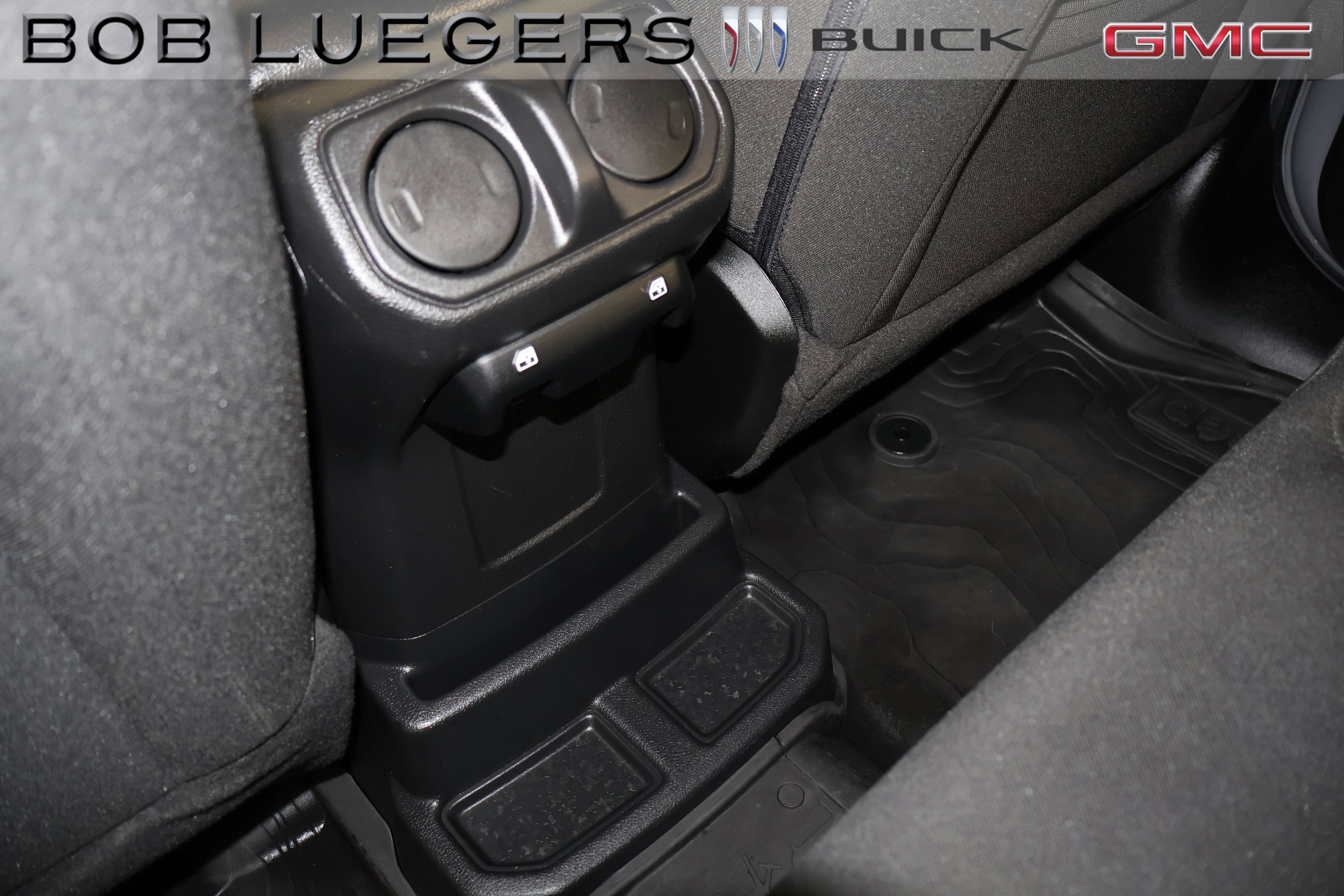 Used 2023 Jeep Wrangler Unlimited w/ Cold Weather Group AWD/4WD image 11