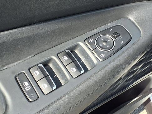 Used 2022 Hyundai Santa Fe SEL image 18