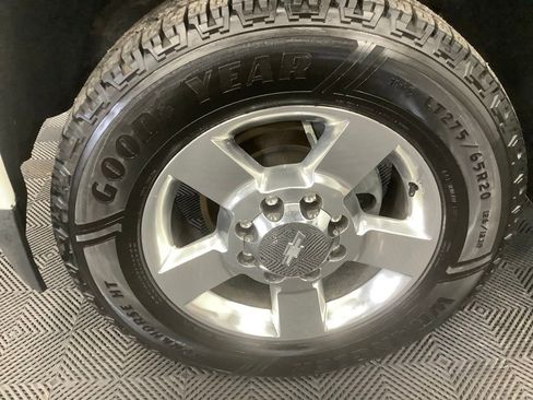 Used 2016 Chevrolet Silverado 2500 LTZ w/ Duramax Plus Package AWD/4WD image 2