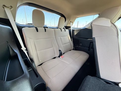 Used 2020 Ford Explorer 2WD image 29