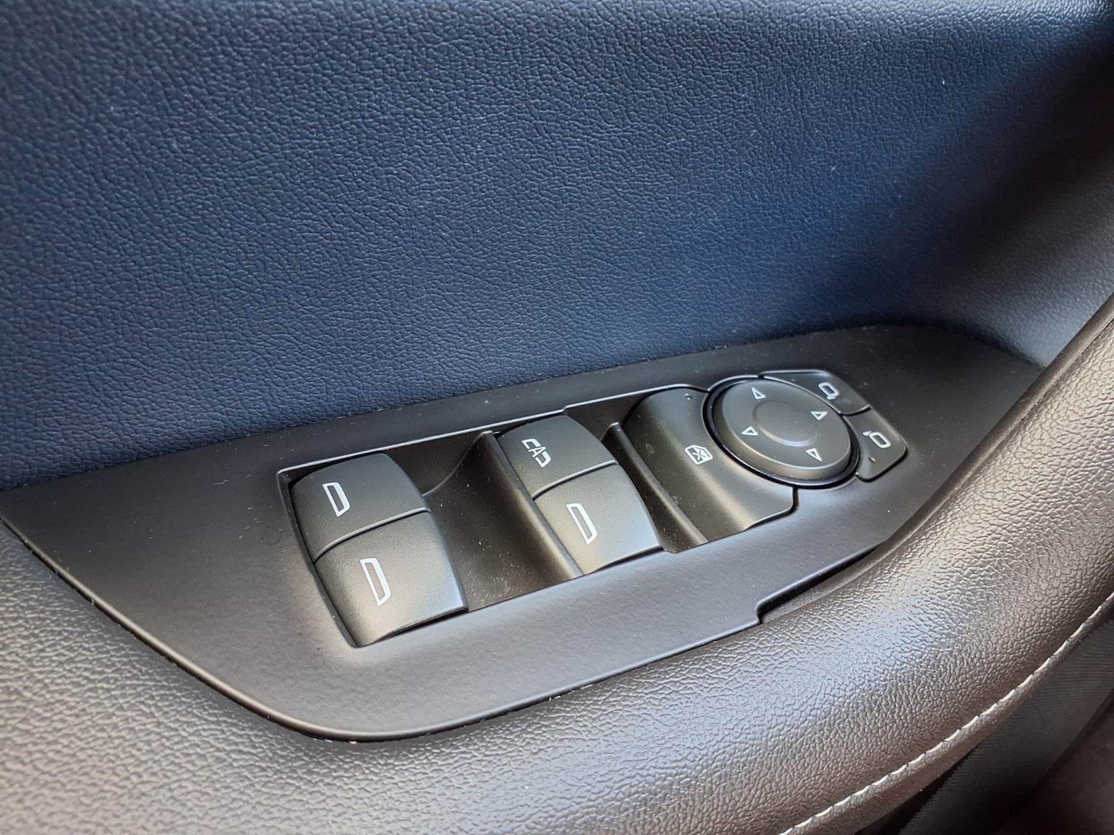 Used 2023 Chevrolet Blazer RS w/ Driver Confidence II Package FWD image 23