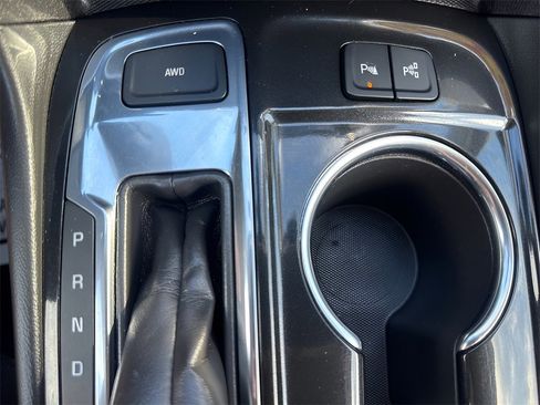 Used 2022 Chevrolet Equinox Premier image 24