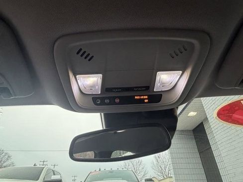 Used 2017 Chevrolet Malibu Hybrid w/ Leather Package image 20