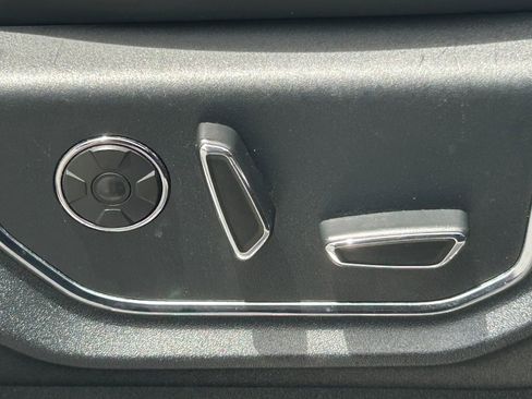 Used 2018 Ford F150 Platinum AWD/4WD image 42