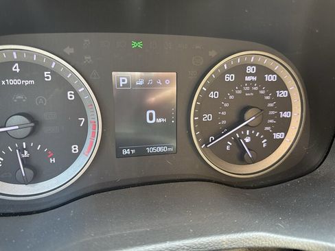 Used 2018 Hyundai Tucson Value AWD/4WD image 10