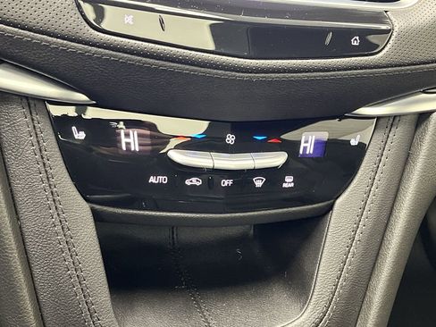 New 2025 Cadillac XT6 Luxury w/ LPO, Floor Liner Package image 23