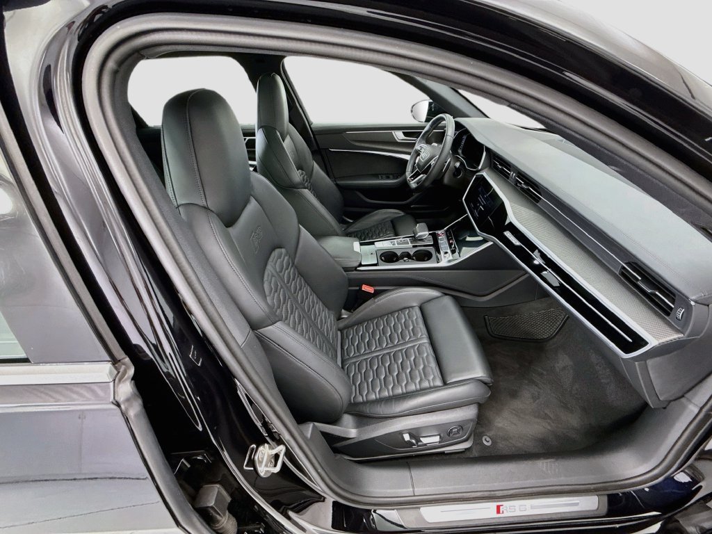 Used 2024 Audi RS 6 performance AWD/4WD image 19