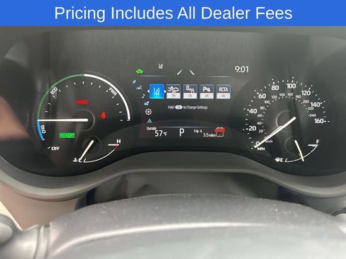 New 2026 Toyota Sienna XLE FWD image 8
