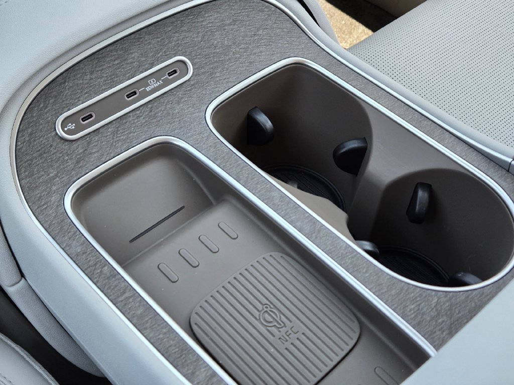 Certified 2026 Hyundai Palisade SEL FWD image 31