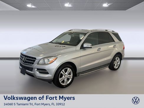 Used 2013 Mercedes-Benz ML 350 4MATIC w/ Premium 1 Pkg image 1