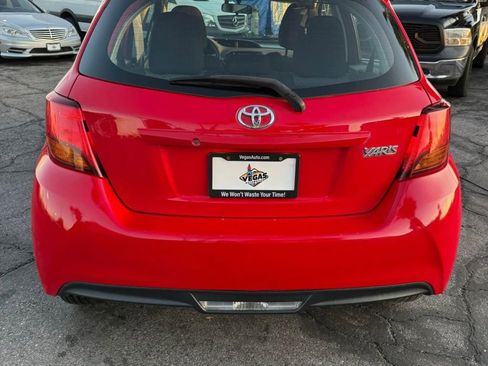 Used 2015 Toyota Yaris SE image 3