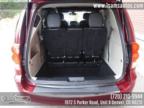 Used 2018 Dodge Grand Caravan SXT FWD image 35