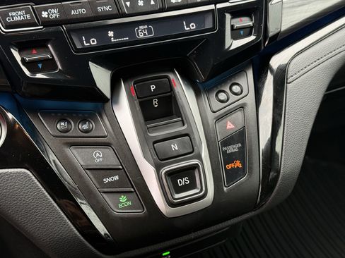 Used 2023 Honda Odyssey Elite image 23