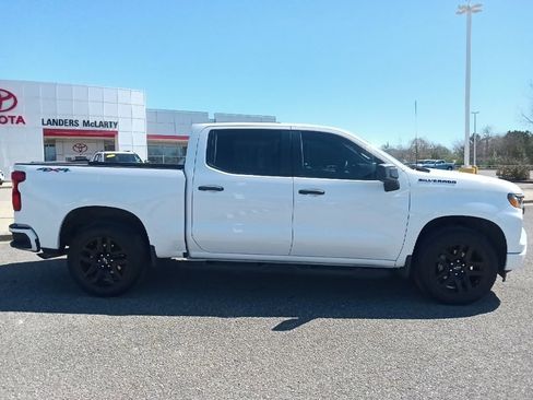 Used 2023 Chevrolet Silverado 1500 Custom w/ 2.7L Blackout Package image 2