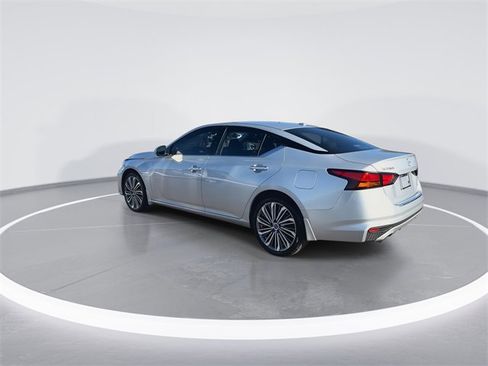 Used 2023 Nissan Altima 2.5 SL image 6