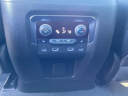 Used 2024 Chevrolet Tahoe High Country w/ Advanced Technology Package AWD/4WD image 23
