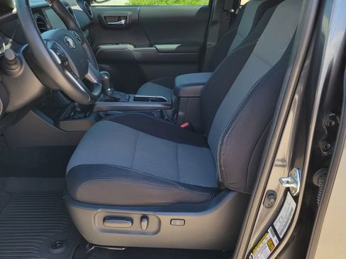 Used 2023 Toyota Tacoma TRD Off-Road AWD/4WD image 6