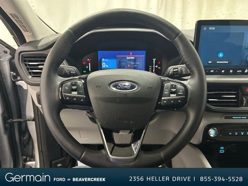 Used 2023 Ford Escape SE image 21