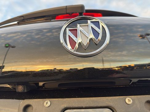 Used 2018 Buick Regal Essence w/ Driver Confidence Package #1 image 15