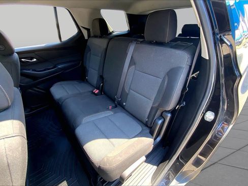 Used 2020 Chevrolet Traverse LS FWD image 21