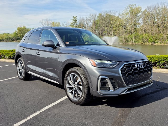 Used 2023 Audi Q5 2.0T Premium w/ Convenience Package AWD/4WD image 16