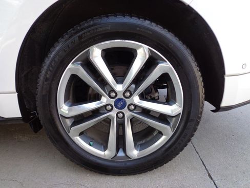 Used 2016 Ford Edge Sport w/ Equipment Group 401A AWD/4WD image 10
