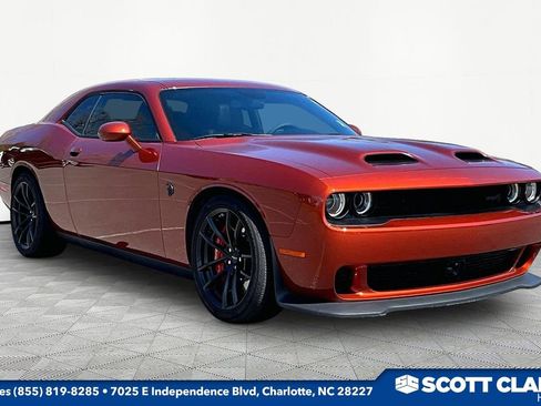 Used 2023 Dodge Challenger SRT Hellcat w/ Driver Convenience Group image 1