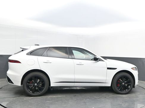 New 2026 Jaguar F-PACE R-Dynamic S image 8