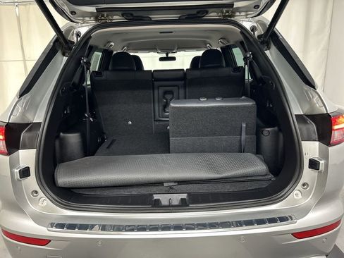 Used 2023 Mitsubishi Outlander SE image 23