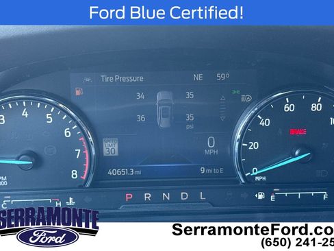Used 2022 Ford Explorer XLT w/ Equipment Group 202A AWD/4WD image 28