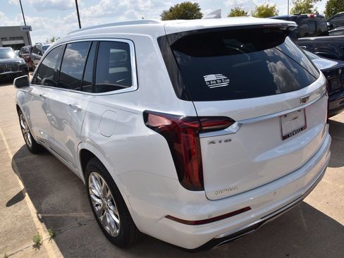 Used 2020 Cadillac XT6 Premium Luxury FWD image 6