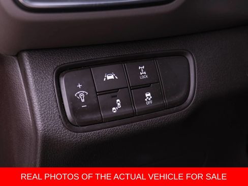 Used 2020 Hyundai Santa Fe SEL AWD/4WD image 16
