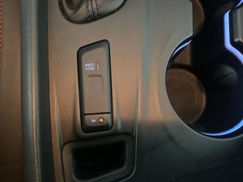 Used 2025 Dodge Durango R/T AWD/4WD image 8