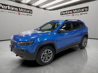 Used 2021 Jeep Cherokee Trailhawk w/ Technology Group AWD/4WD 360° Tour