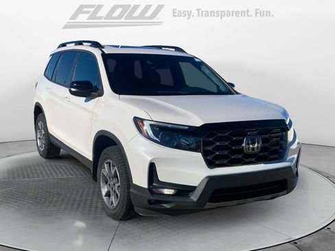 Certified 2023 Honda Passport TrailSport image 1