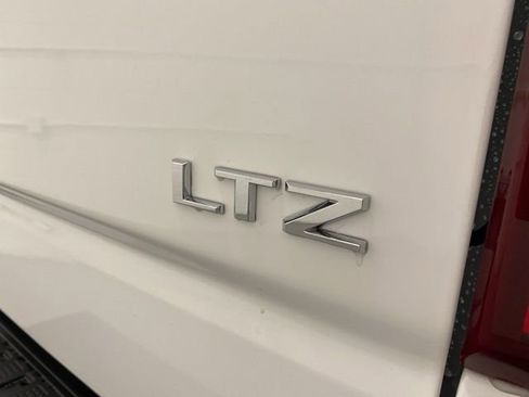 New 2026 Chevrolet Silverado 1500 LTZ w/ Z71 Off-Road Package image 31