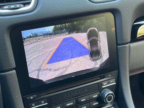 Certified 2021 Porsche 718 Boxster RWD image 23