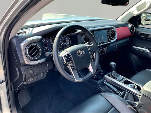 Used 2023 Toyota Tacoma SR5 w/ Technology Package RWD image 18