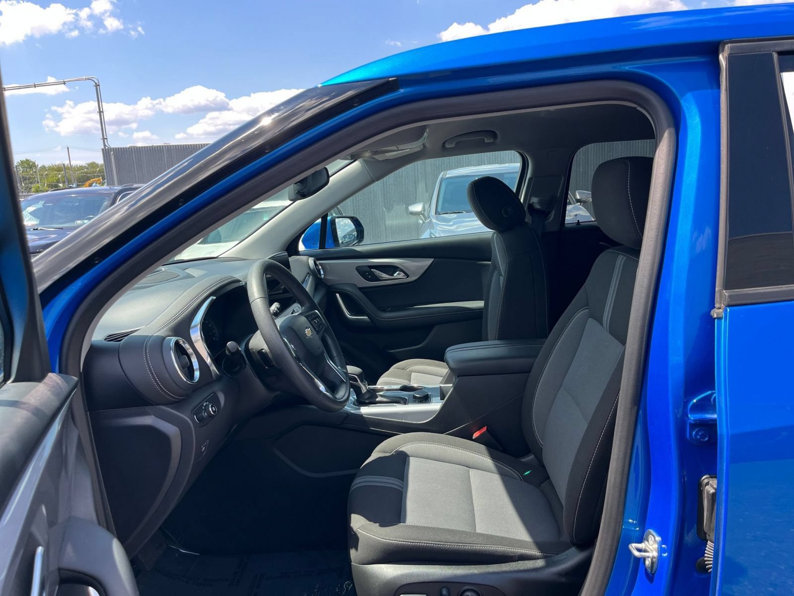 Used 2026 Chevrolet Blazer LT FWD image 27
