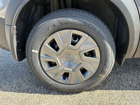 New 2026 Nissan Kicks S w/ Charging Package image 17