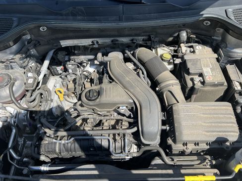 Used 2022 Volkswagen Taos S AWD/4WD image 36