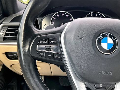 Used 2020 BMW 330i xDrive Sedan AWD/4WD image 22