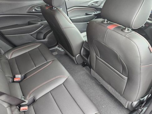 New 2026 Chevrolet Trax RS w/ Sunroof Package FWD image 8