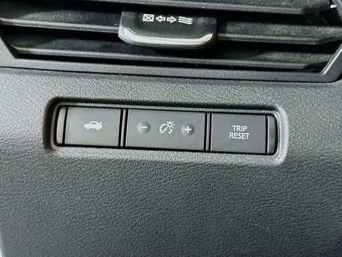 Used 2023 Nissan Altima 2.5 SR image 16