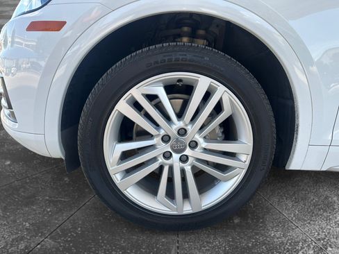 Used 2019 Audi Q5 2.0T Premium Plus w/ Premium Plus Package AWD/4WD image 9