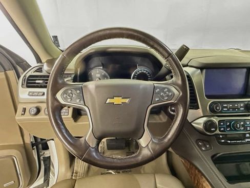 Used 2020 Chevrolet Tahoe Premier AWD/4WD image 11