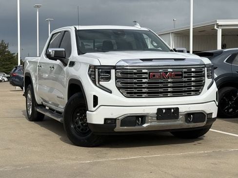 Used 2022 GMC Sierra 1500 Denali AWD/4WD image 2