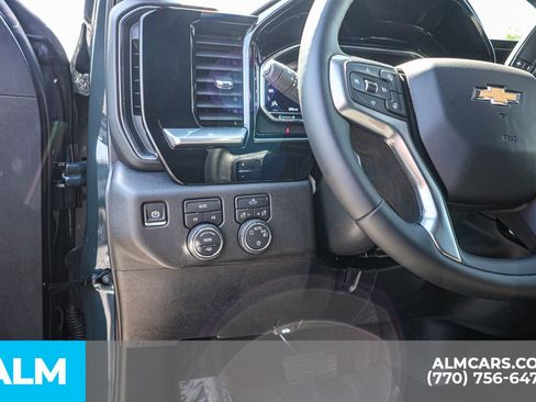 Used 2025 Chevrolet Silverado 1500 LT AWD/4WD image 23