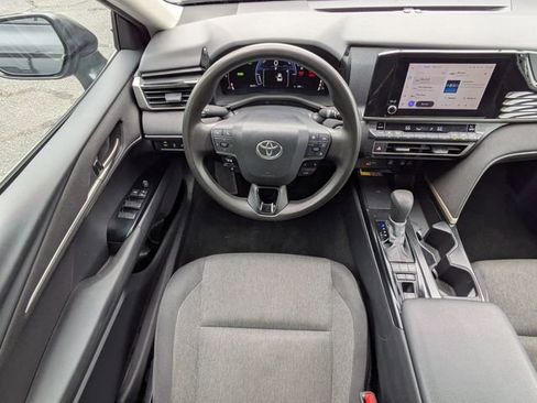 Used 2025 Toyota Camry LE FWD image 16